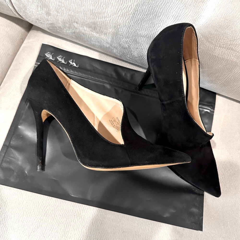 ZARA BLACK ASYMMETRIC LEATHER HIGH HEEL POINTED SHOES (USED)